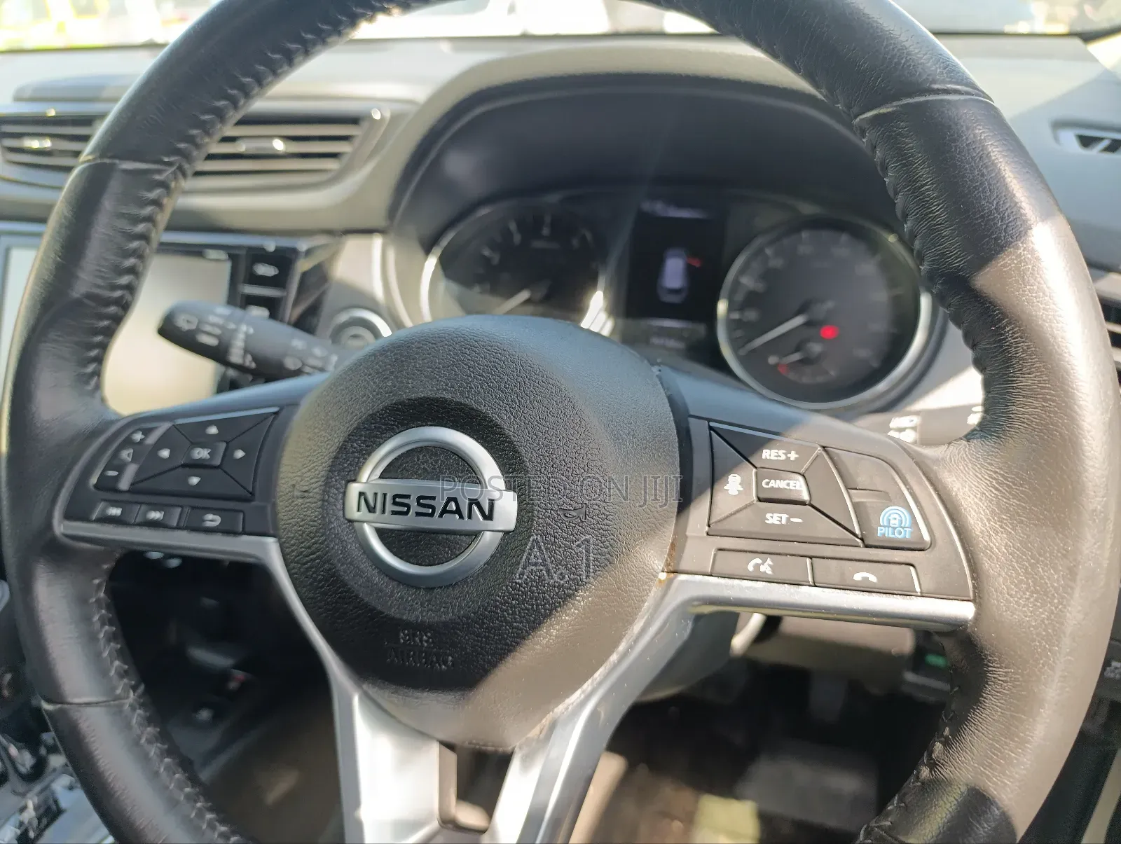 Nissan X-Trail 2.0 Petrol AWD 2019 White