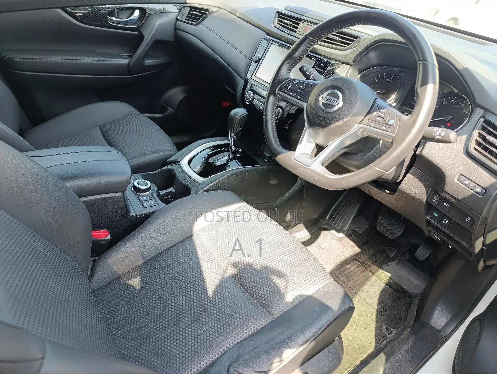 Nissan X-Trail 2.0 Petrol AWD 2019 White