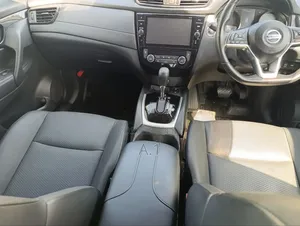Nissan X-Trail 2.0 Petrol AWD 2019 White