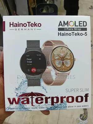 The Hainoteko-5 Ultra-Slim Round-Shaped Smartwatch.