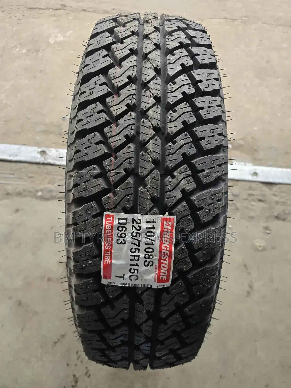 225 /75 R15c Bridgestone Tyres (D963) Thailand.