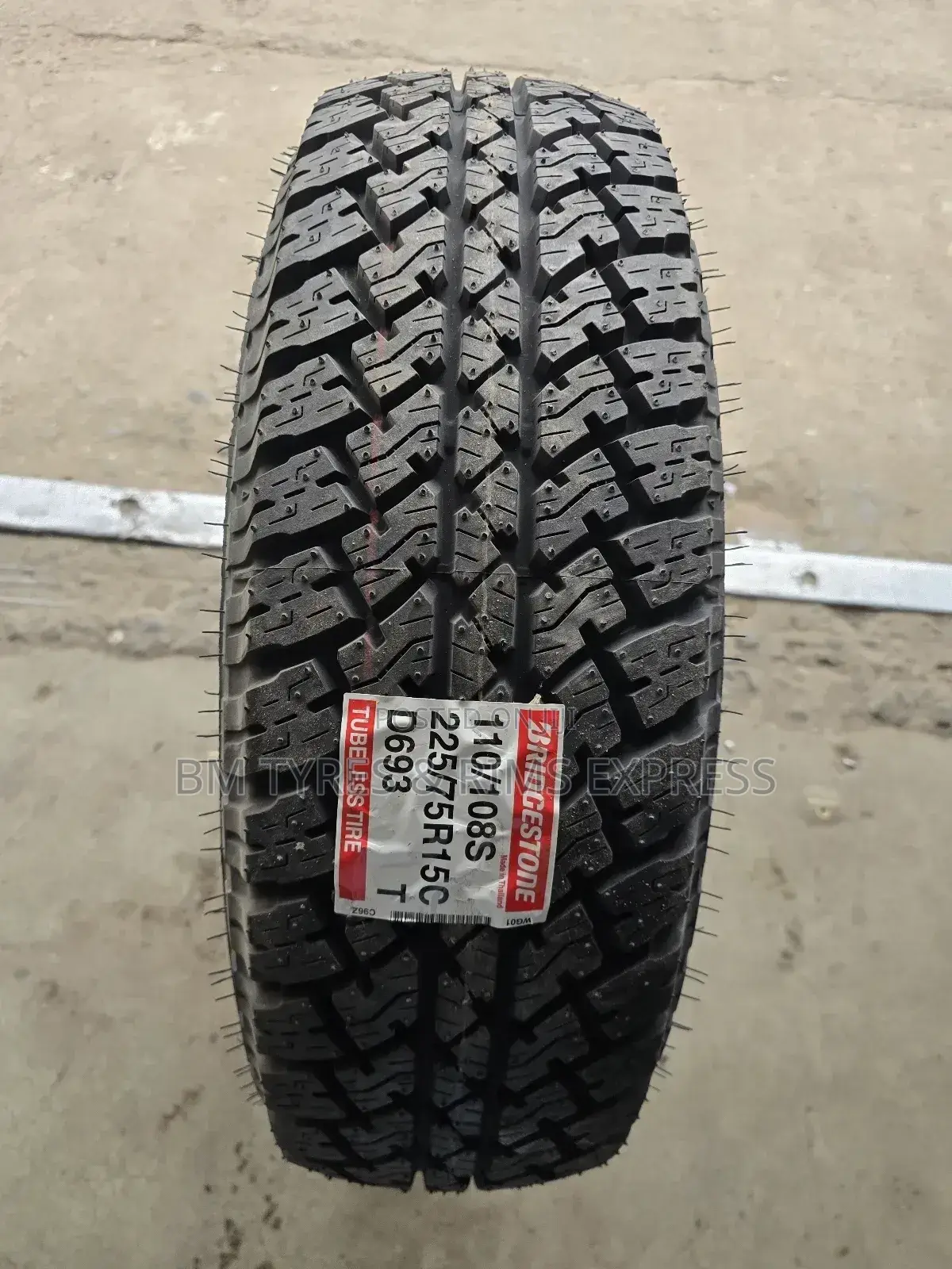 225 /75 R15c Bridgestone Tyres (D963) Thailand.