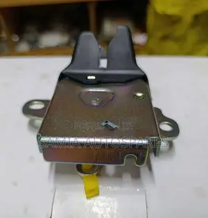 Toyota Corolla Nze Boot Lock