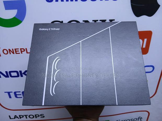 New Samsung Galaxy Z Trifold 512 GB Black - thumbnail 3