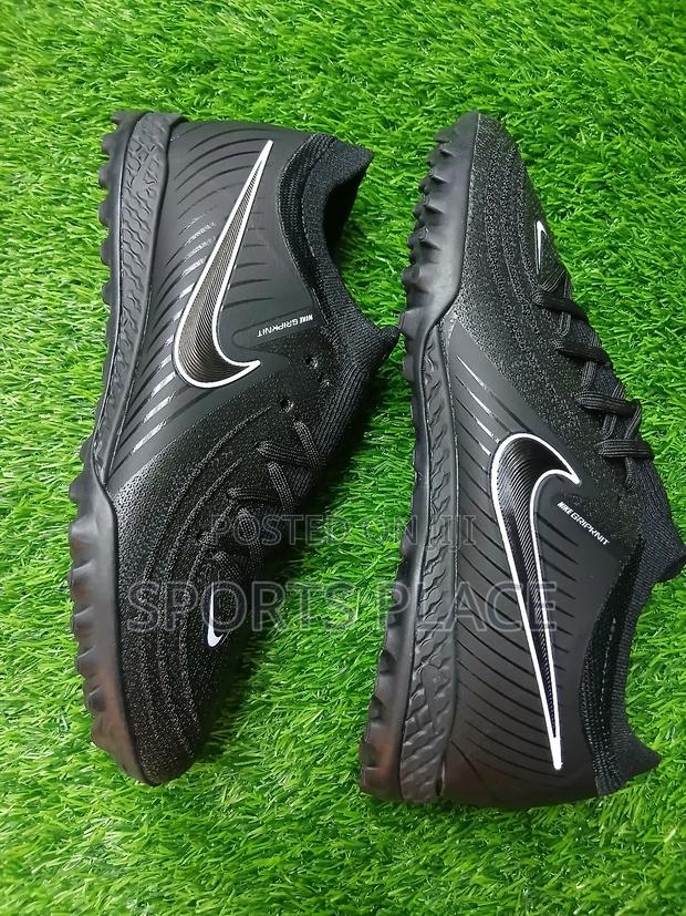 Phantom Gx Dos "Black-on-Black" Tf Football Boots - thumbnail 3