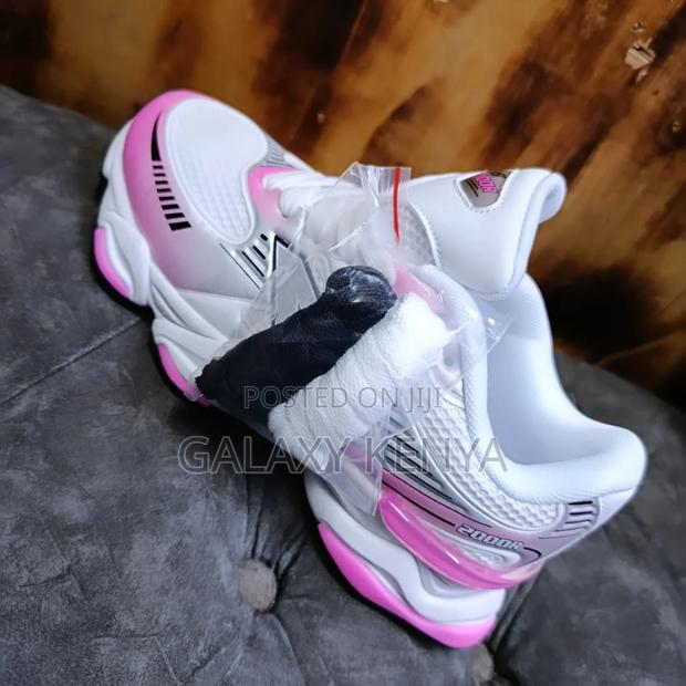 New Balance 2000 - thumbnail 4