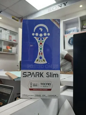 New Tecno Spark Slim 256 GB Black