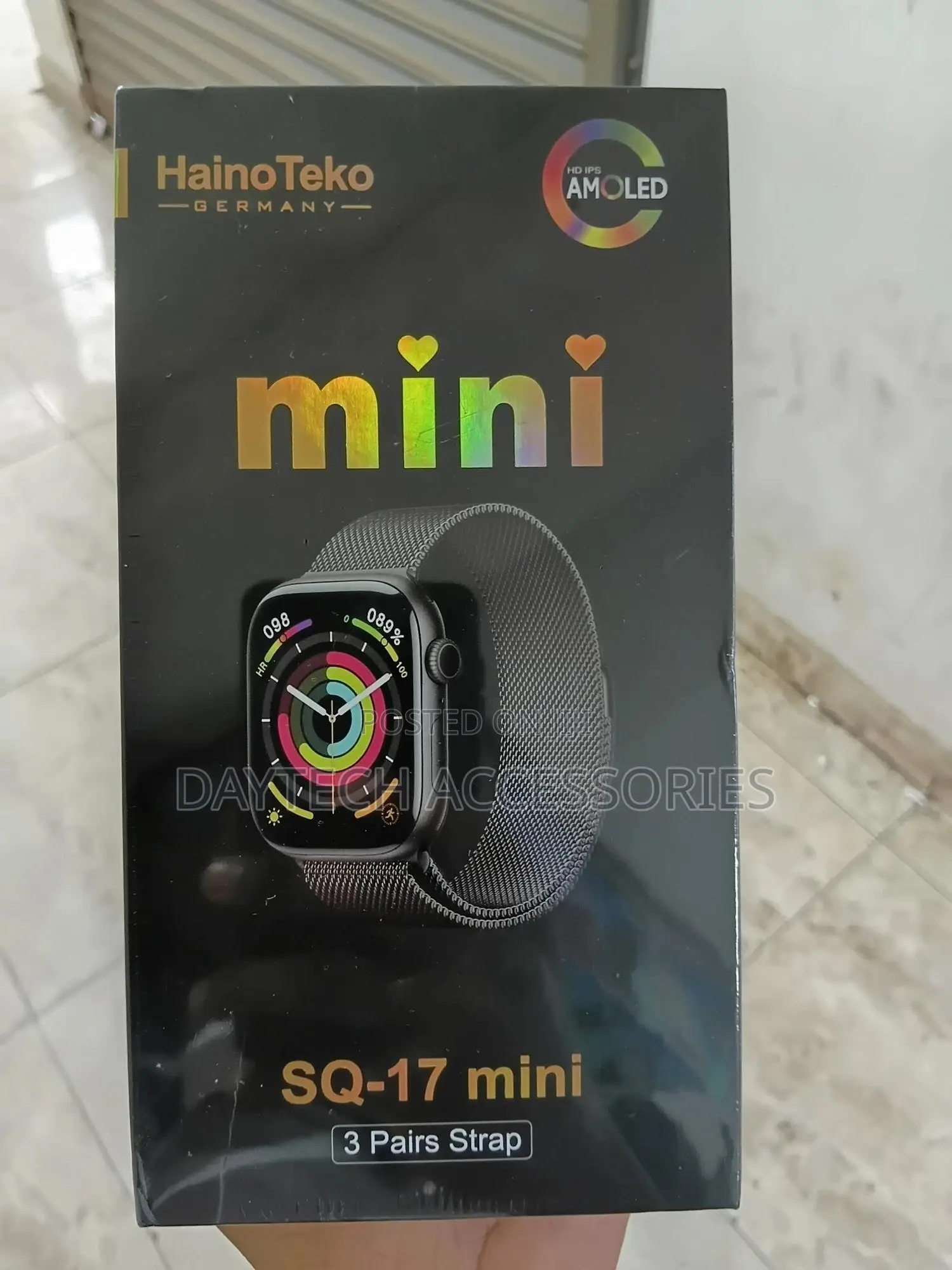 The Haino Teko Sq-17 Mini Smartwatch.