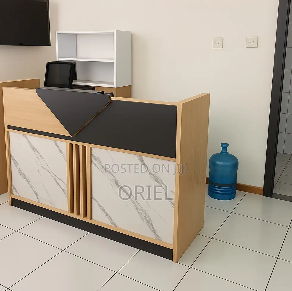 Office Desks; Spacious 1800mm Modern Reception Desk