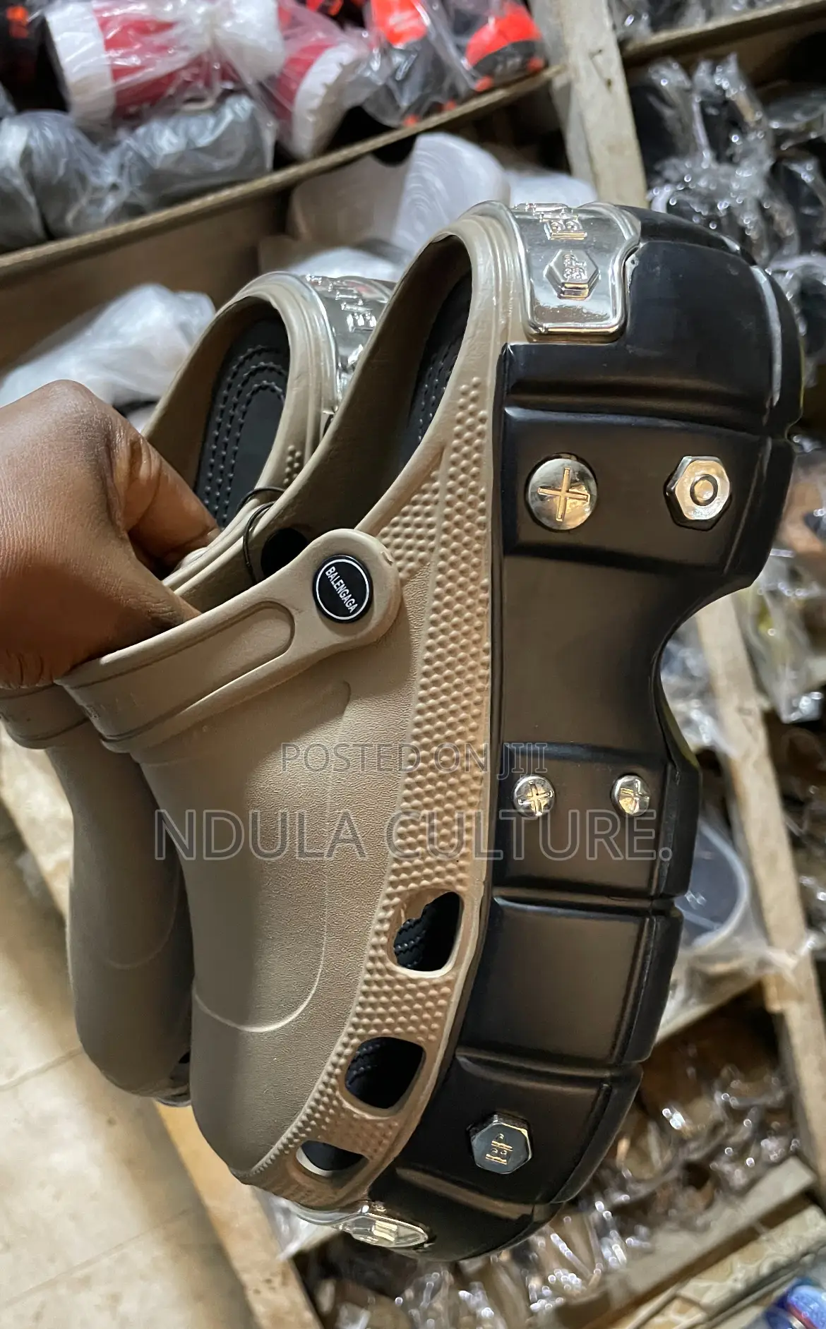 (Original)Balenciaga Platform Clogs