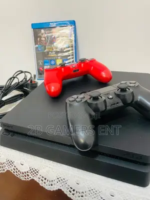 Ps4 Slim, 2 Pads, All Accessories