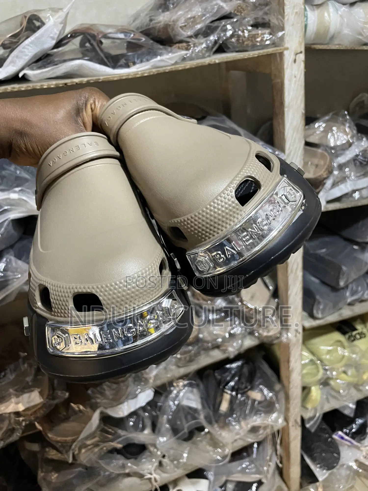 (Original)Balenciaga Platform Clogs