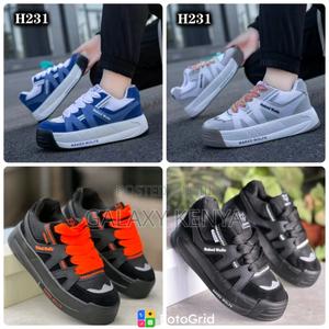 Naked Wolfe - thumbnail 2