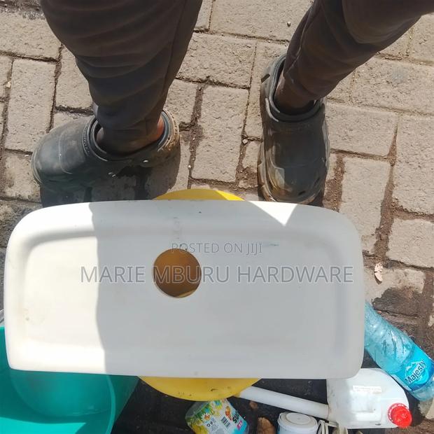 Cistern Lid Available - main view