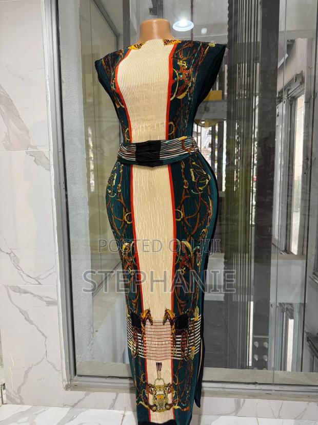 Clothes Ladies - thumbnail 4