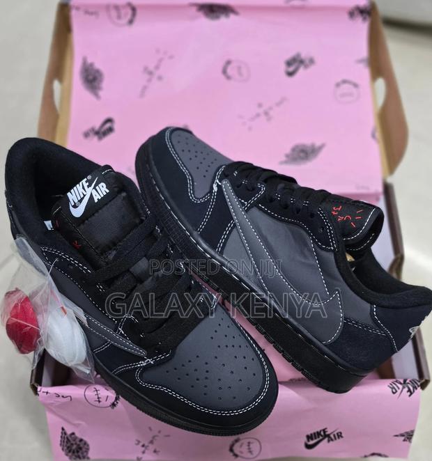 J1 Travis Scott - thumbnail 5