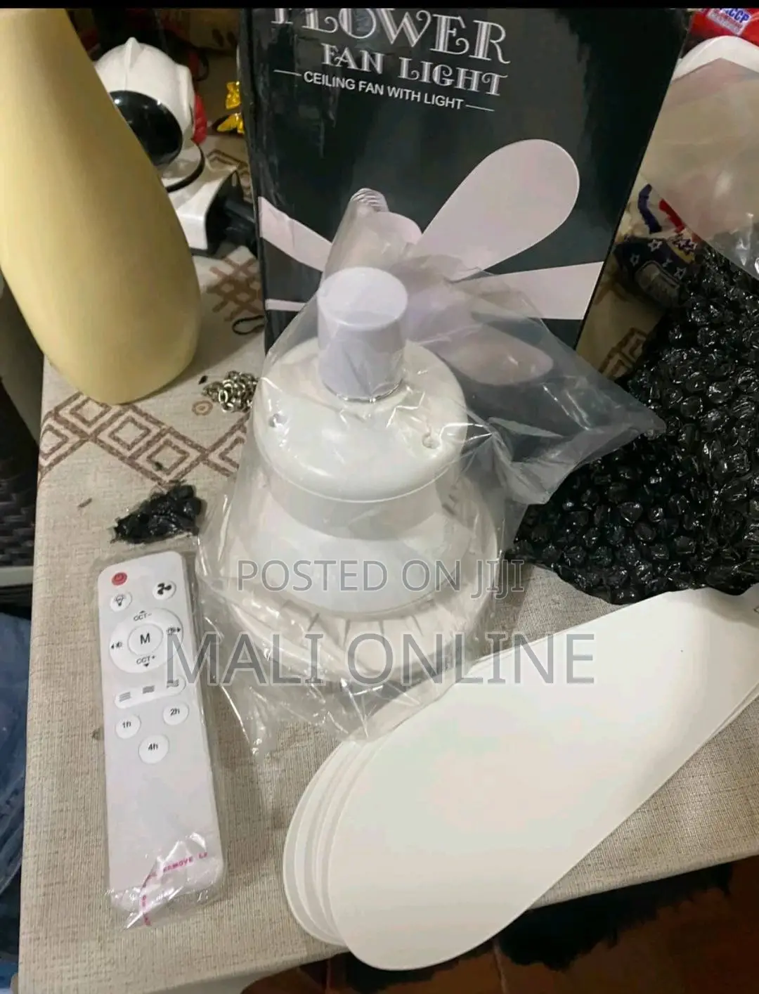 Flower Fan Light 30w Led Ceiling Fan With Remote Control E27