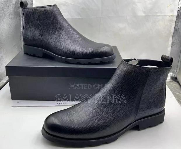 Timberland and Clarks Boots - thumbnail 6