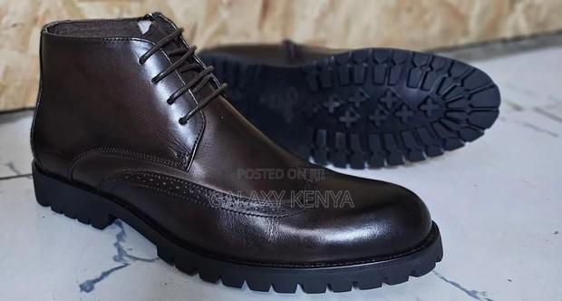 Timberland and Clarks Boots - thumbnail 12