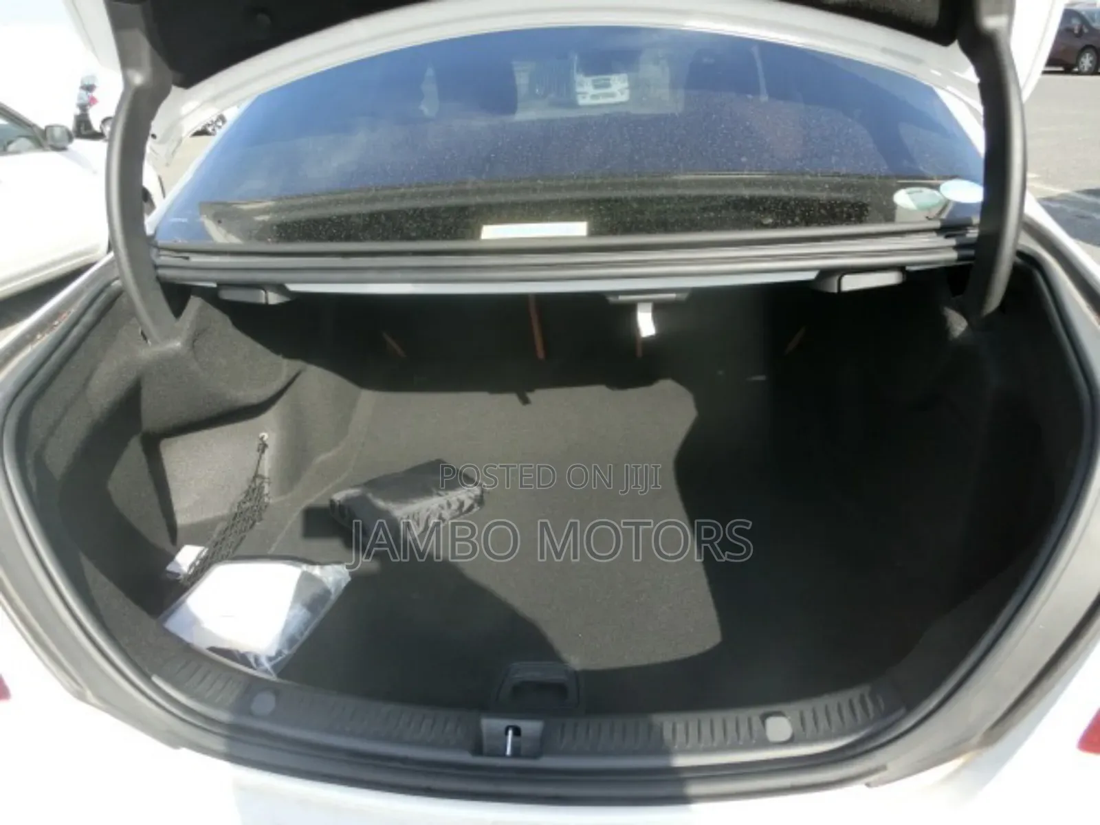Mercedes-Benz E250 2019 White