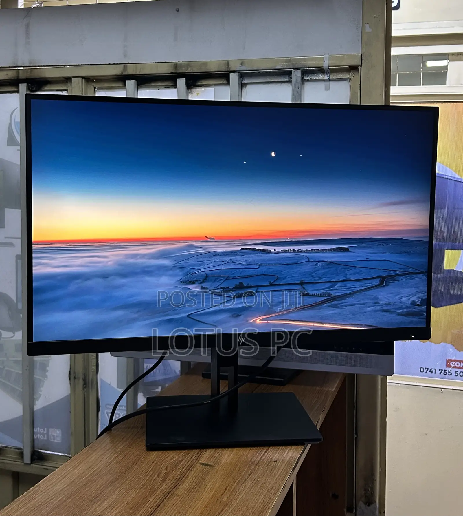 Hp Z27 27inch Edge To Edge Monitor