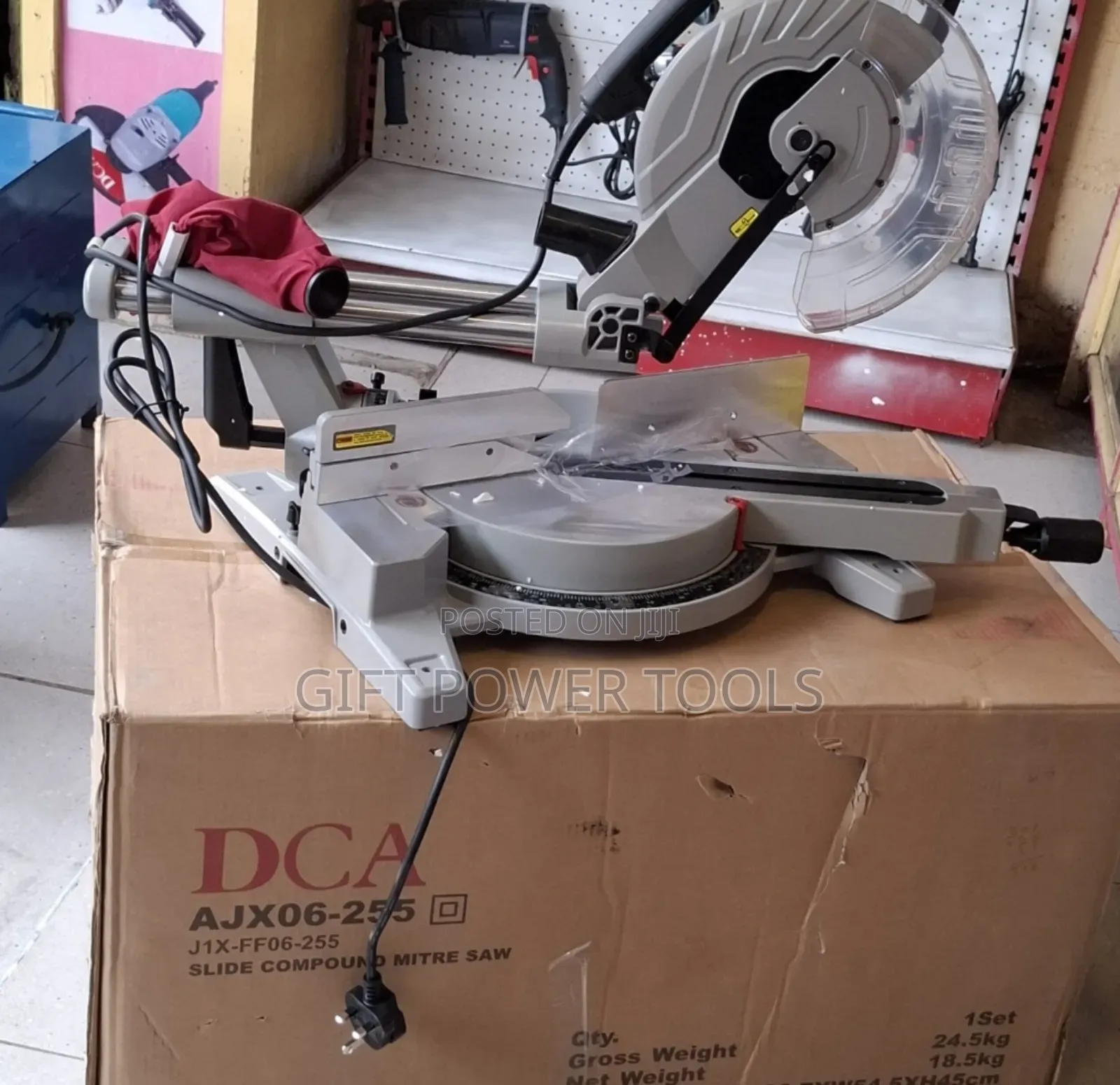 Dca Sliding Mitresaw With Blade/Dca Slide Compound Mitresaw