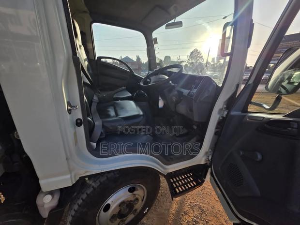 Isuzu NMR 2021 - thumbnail 9