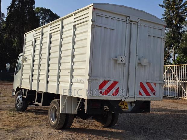 Isuzu NMR 2021 - thumbnail 4