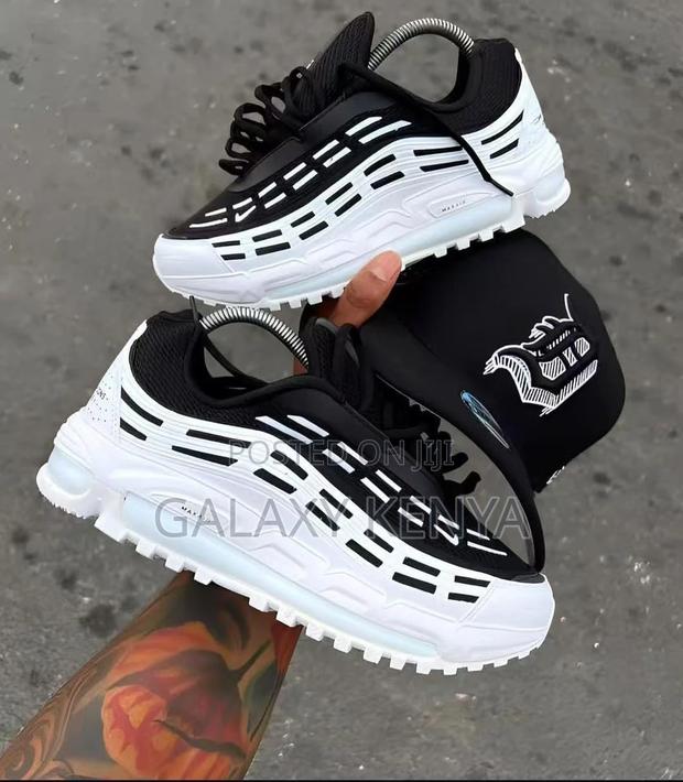 Shoe #2 Smart - thumbnail 3