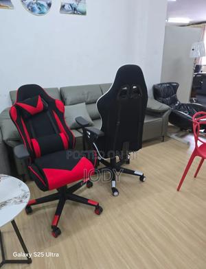 Gaming Chair – Comfort Meets Performance 🎮🔥