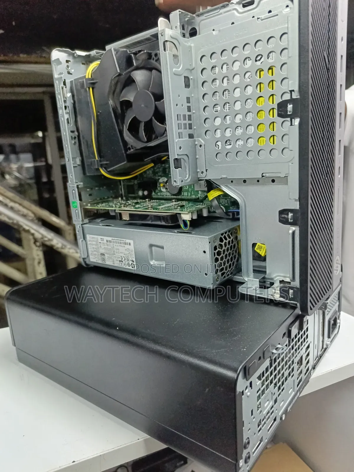 Desktop Computer HP EliteDesk 705 8GB AMD Ryzen 5 SSD 256GB