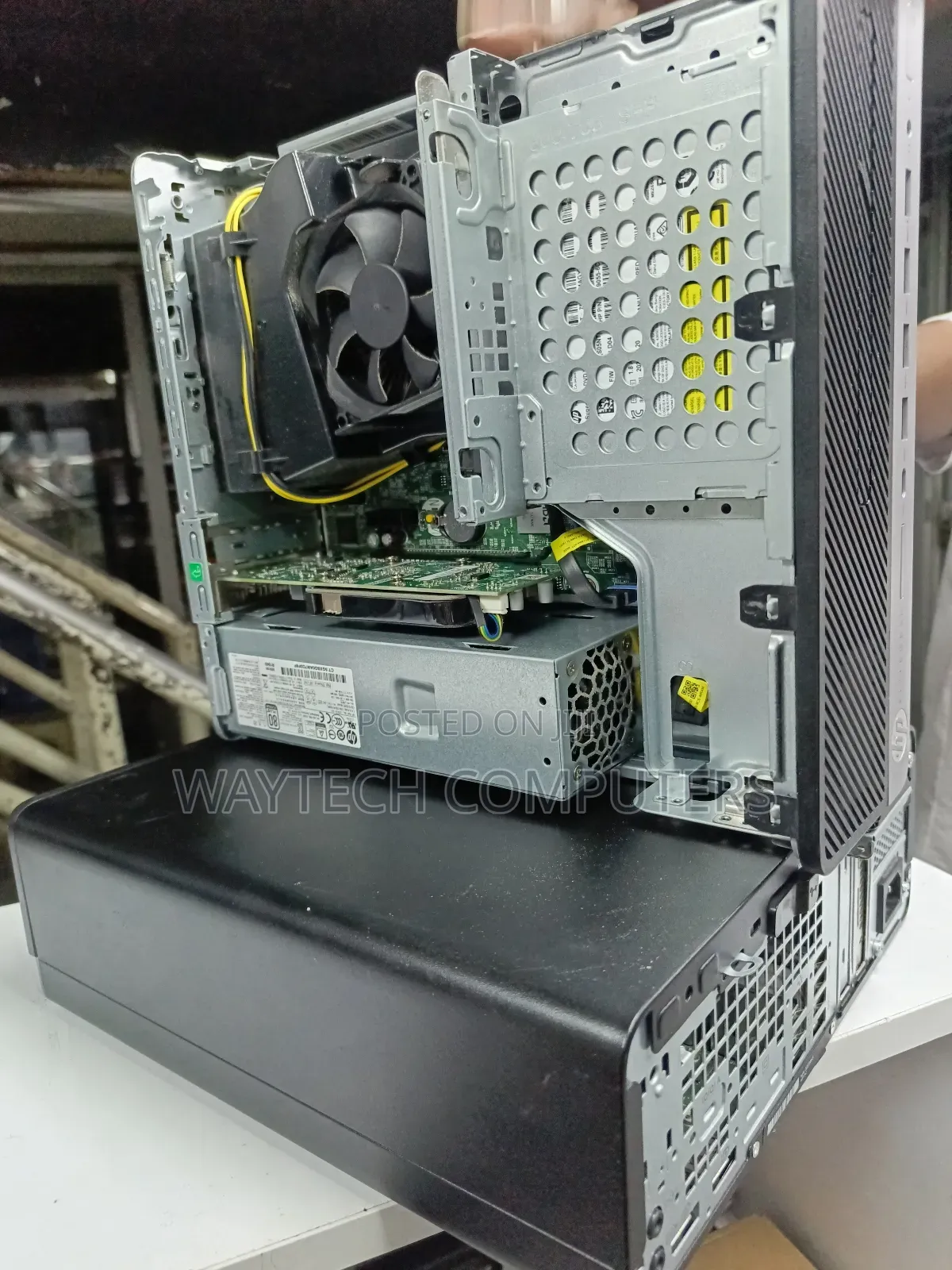 Desktop Computer HP EliteDesk 705 8GB AMD Ryzen 5 SSD 256GB