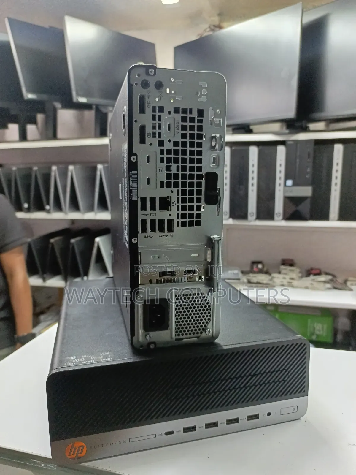 Desktop Computer HP EliteDesk 705 8GB AMD Ryzen 5 SSD 256GB