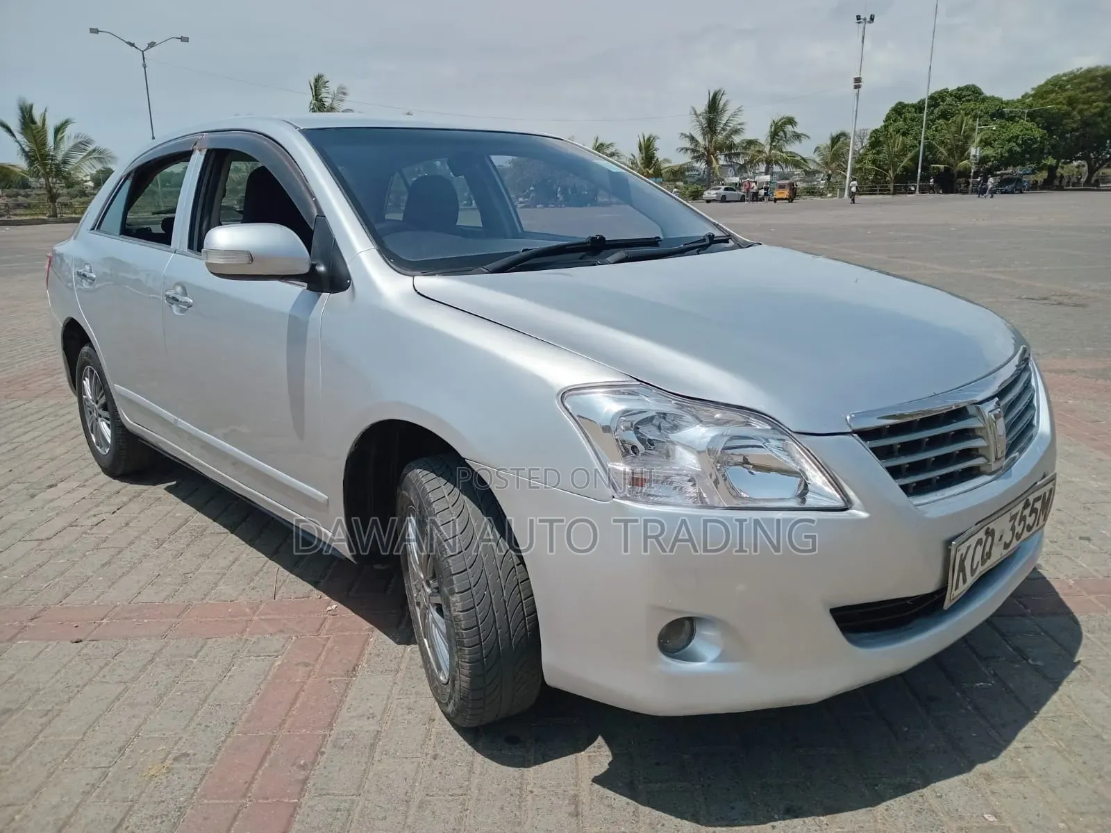 Toyota Premio 2012 Silver