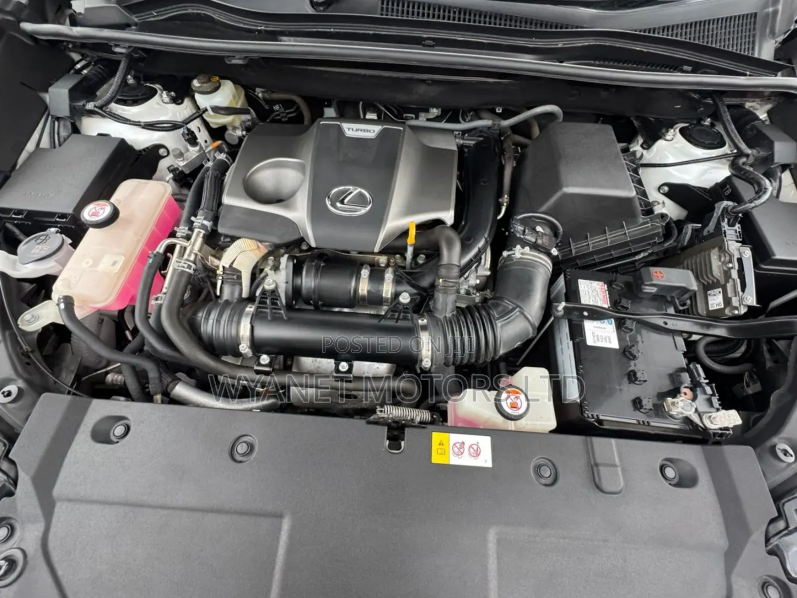 Lexus NX 300 FWD 2018 White