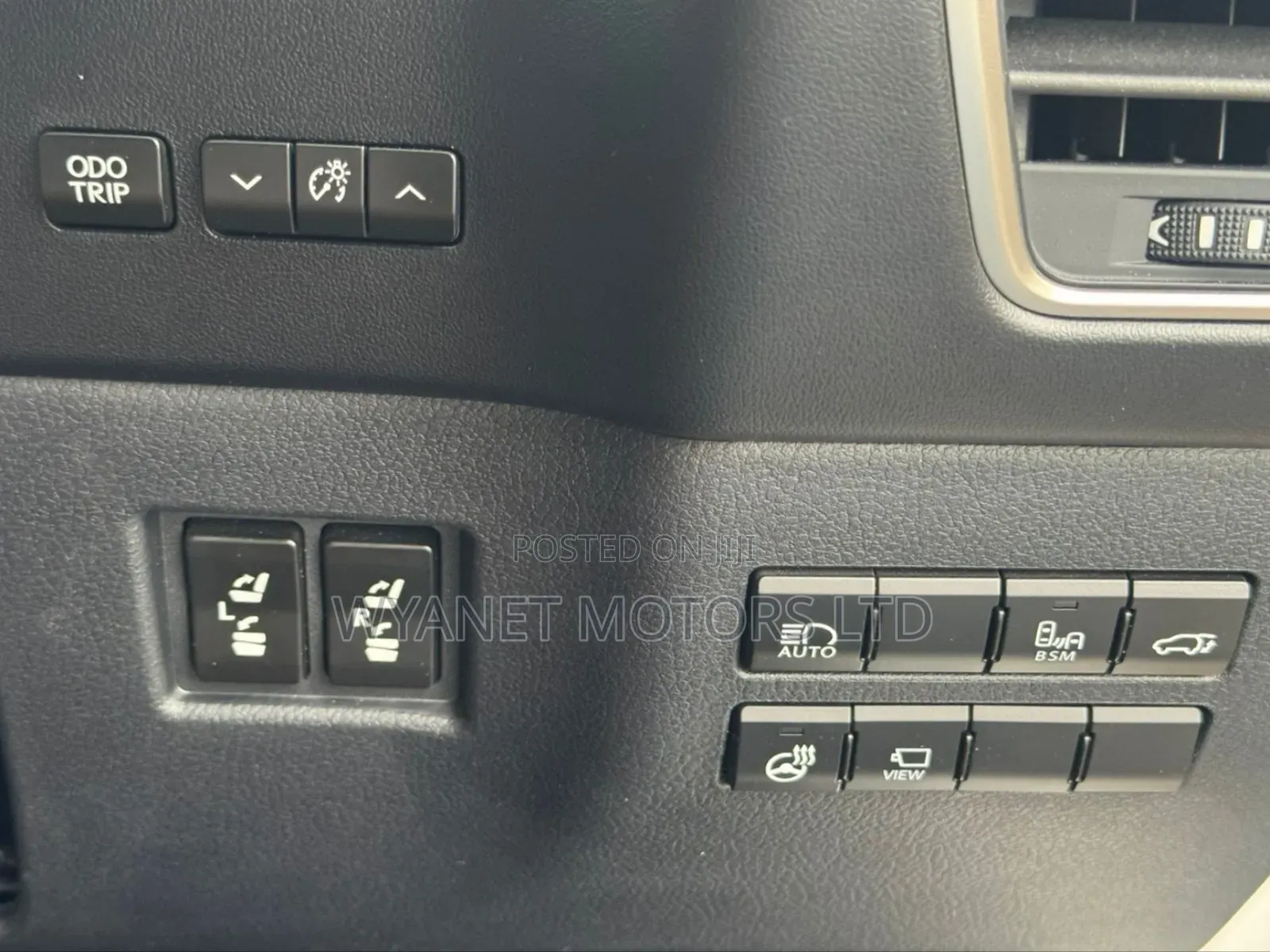 Lexus NX 300 FWD 2018 White