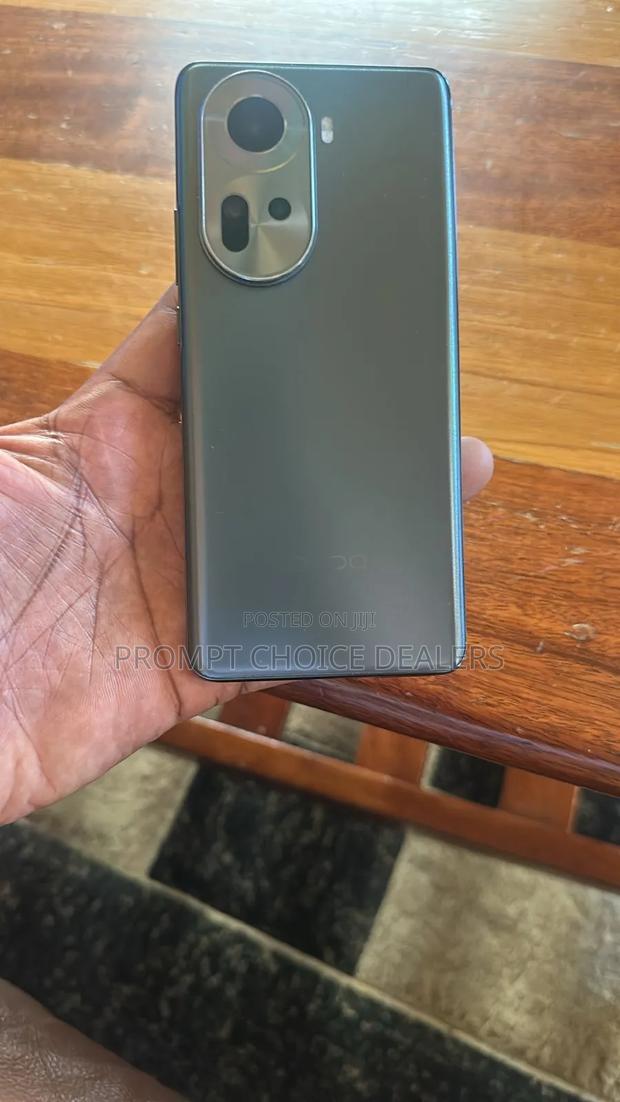 Oppo Reno 10 5G 256 GB Black - main view