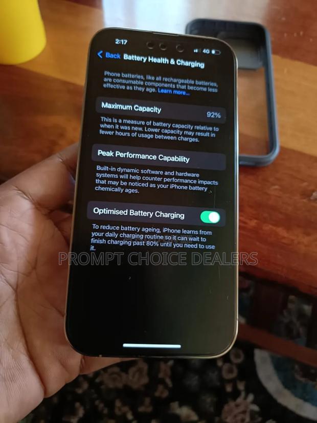 Apple iPhone 14 Pro 256 GB Gold - main view