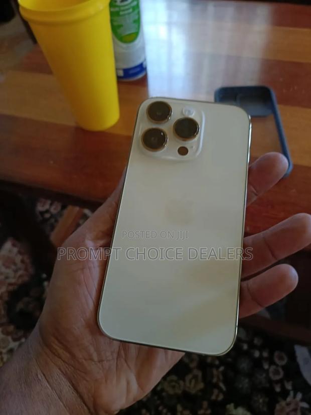 Apple iPhone 14 Pro 256 GB Gold - thumbnail 2