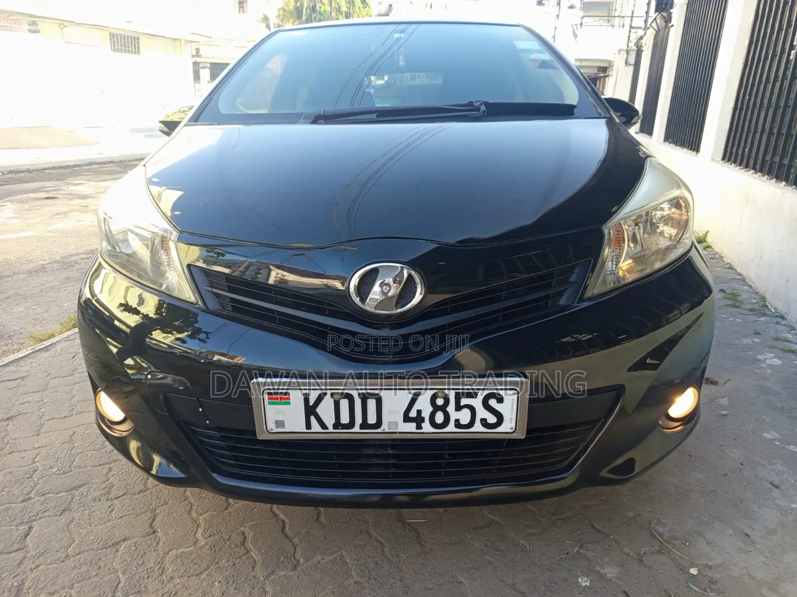 Toyota Vitz 2014 Black