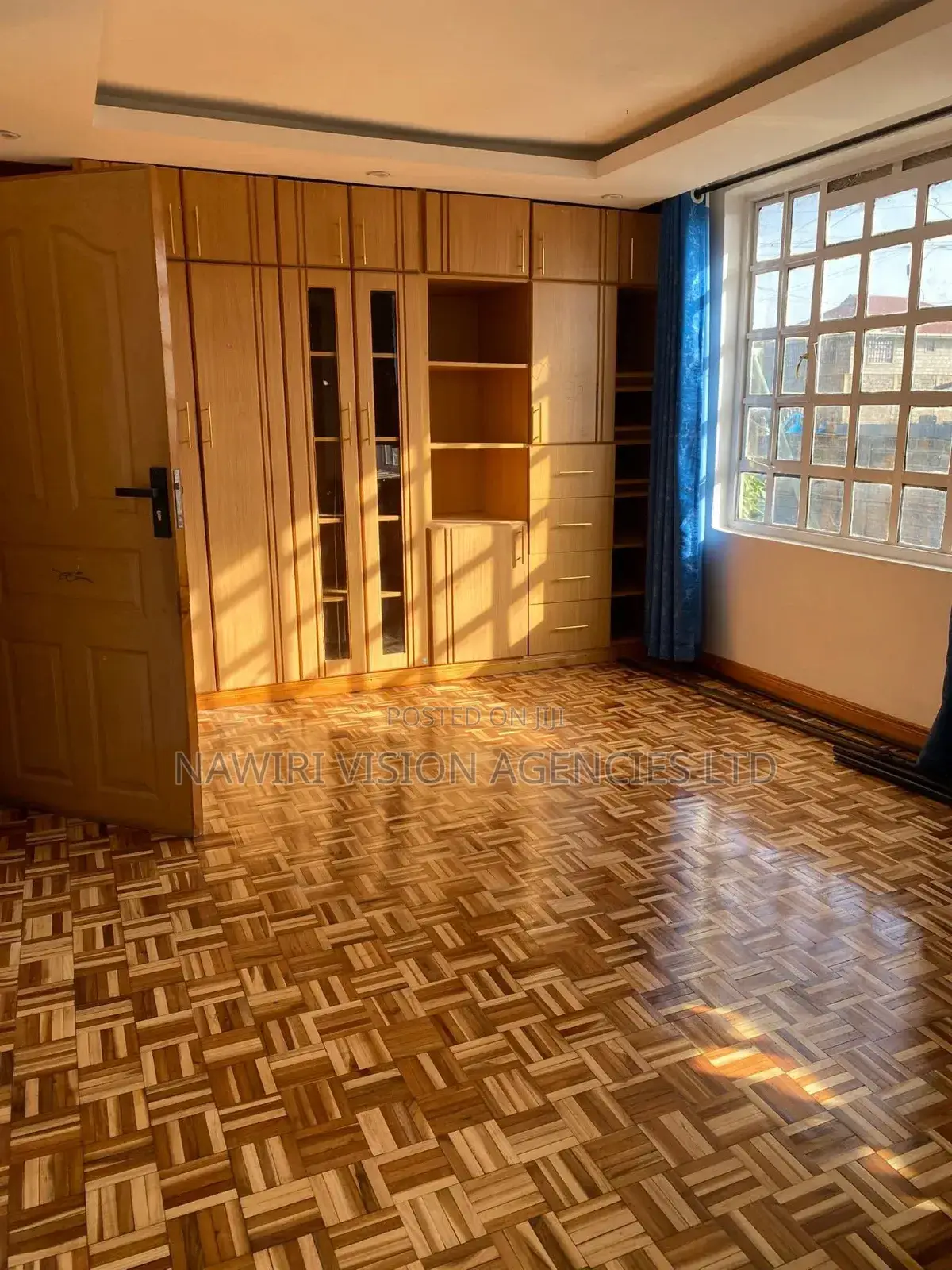 4bdrm Mansion in Airways, Complex Utawala for rent
