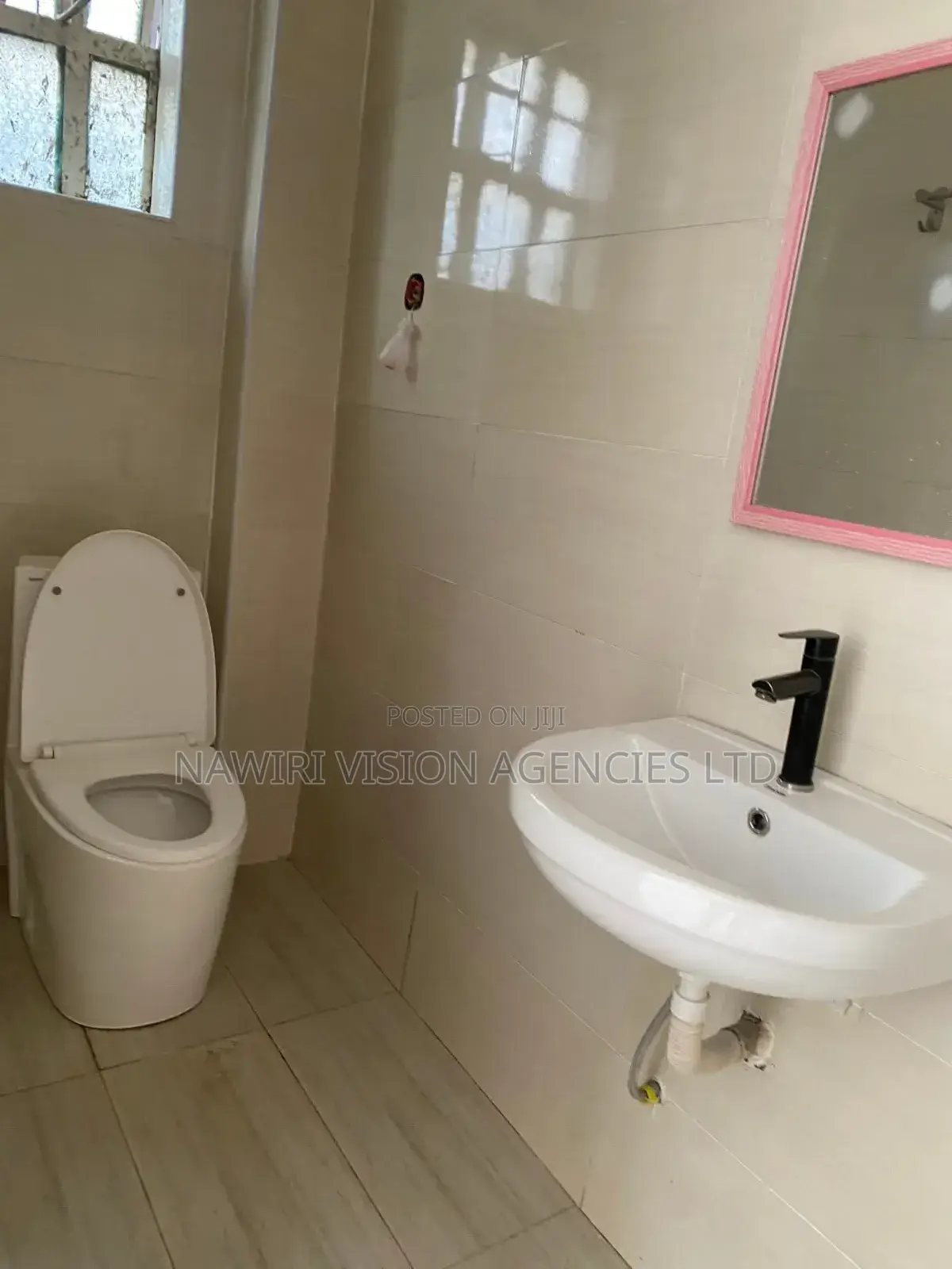 4bdrm Mansion in Airways, Complex Utawala for rent