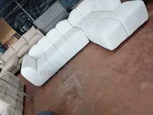 White 6 Seater Bubble L Seat