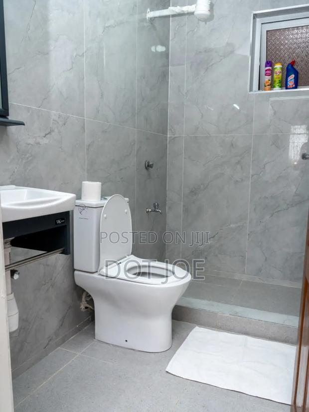 D H Homes. - thumbnail 10