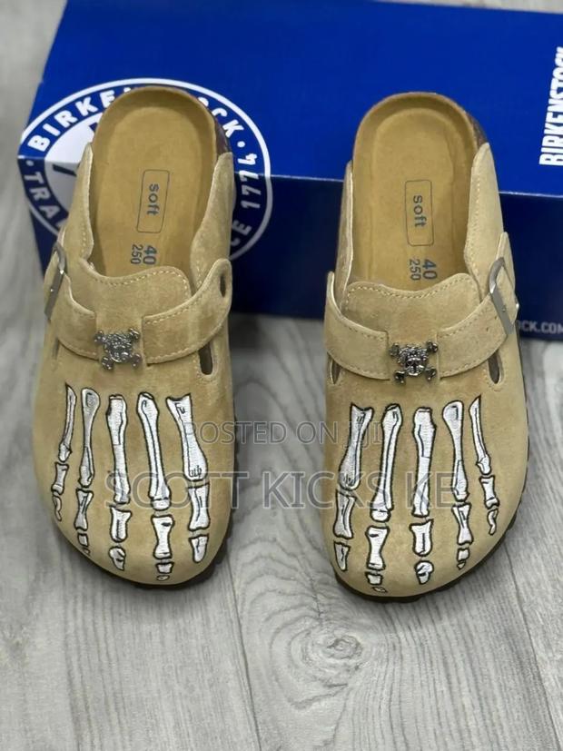 Toxic Clogs - thumbnail 4
