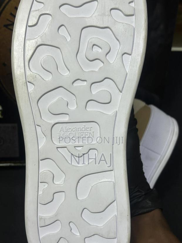 Alexander McQueen Deck Plimsoll “Khaki / Camel” - thumbnail 3