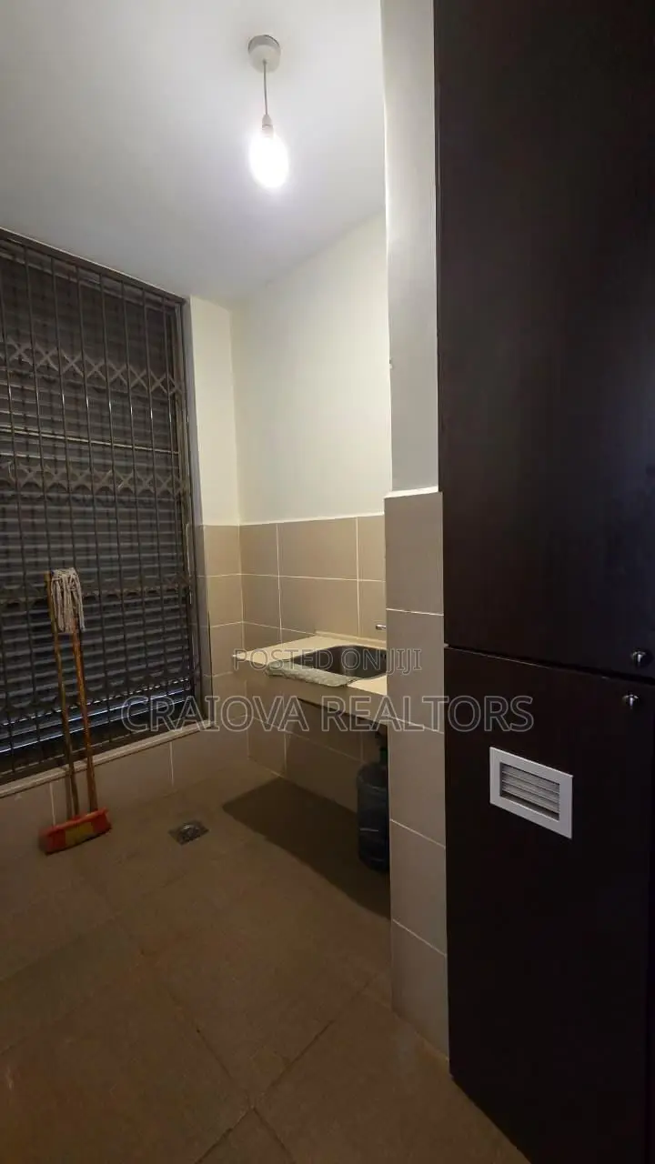 3bdrm Apartment in Parklands/Highridge for rent