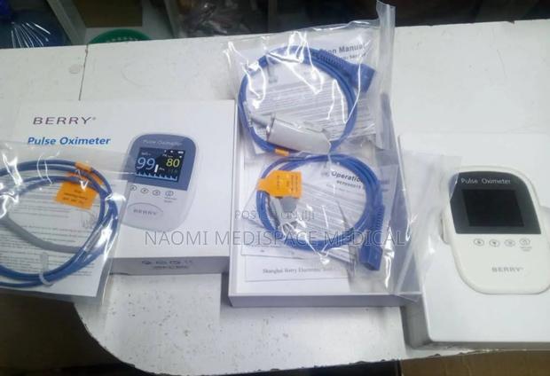Berry Pulse Oximeter With 3 Probes- Neonatal, Pedeatric and Adult