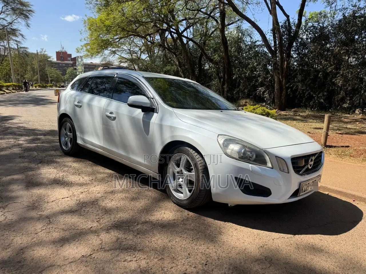 Volvo V60 2015 White