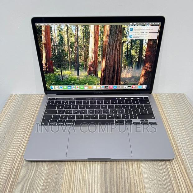 Laptop Apple MacBook Pro M1 8GB Apple M1 SSD 256GB